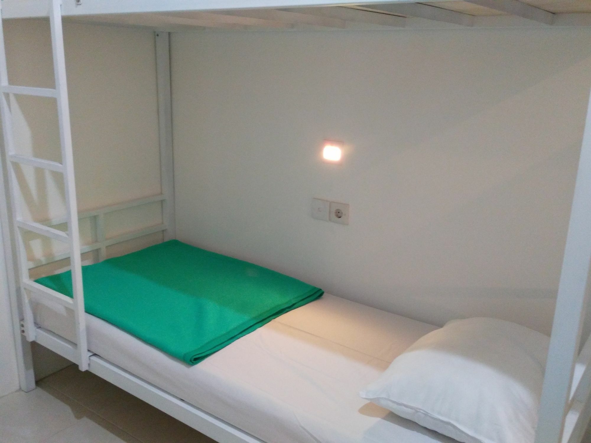 The Ruum Hostel Canggu Extérieur photo